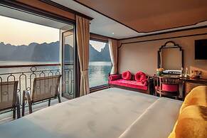 Indochine Grand Lan Ha Bay