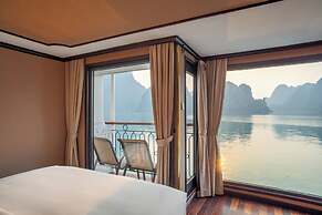 Indochine Grand Lan Ha Bay