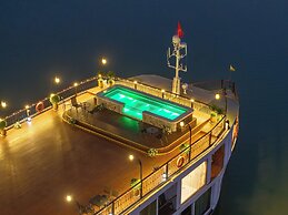 Indochine Grand Lan Ha Bay