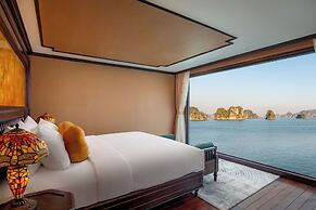Indochine Grand Lan Ha Bay