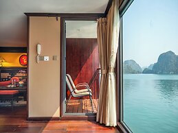 Indochine Grand Lan Ha Bay