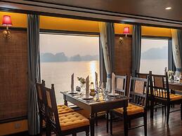 Indochine Grand Lan Ha Bay