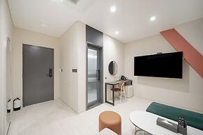 HOTEL GRAND PARIS
