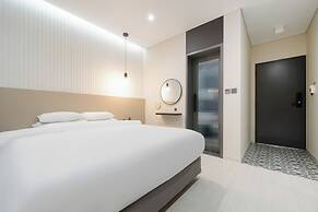 HOTEL GRAND PARIS