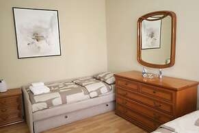 Kron s Apartment Cozy 1BR