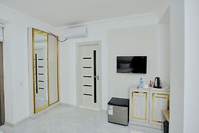 REGISTON GOLD