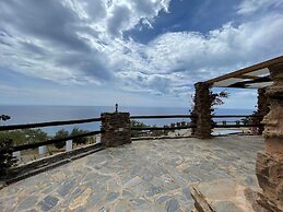 Rustic Special House With sea Views