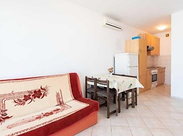 Spacious and Cozy Seafront Apartments