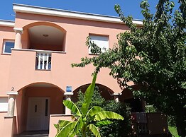 Apartmani Luna