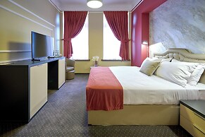 G Danube Boutique Hotel