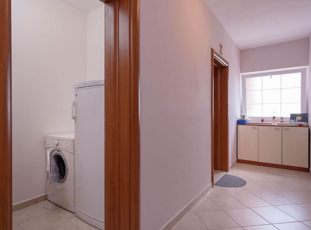 Ena Apartments