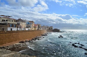 Cozy Apartment Near Alghero's Seafront
