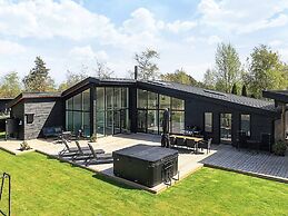 8 Person Holiday Home in Vaeggerlose-by Traum