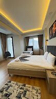 Lions Hotel