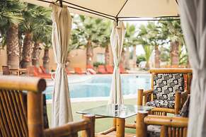 HOTEL SERENA SUITE