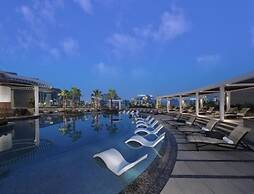 Elegant 3BR With Pool Near Wafi Mall Dubai Frame