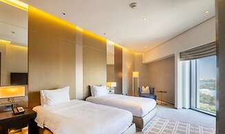 Elegant 3BR With Pool Near Wafi Mall Dubai Frame