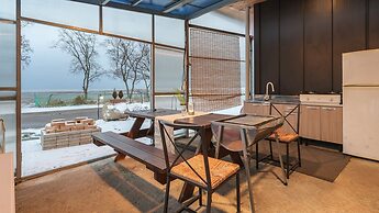 Yeongheungdo Sunset Spa Pension