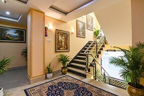 Fabhotel Prime Familto