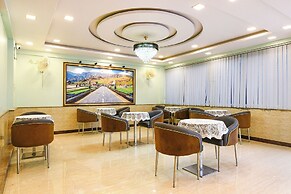 Fabhotel Prime Familto