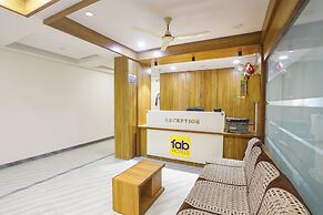 Fabhotel Raj Villa