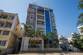 Fabhotel The Botanica