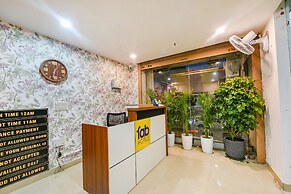 Fabhotel Tree House