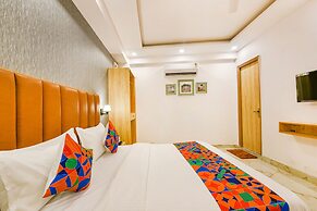 Fabhotel Tree House
