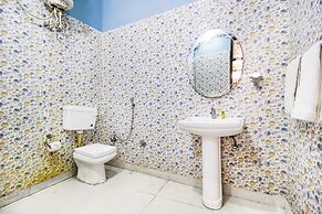 Fabhotel Shalom Indus Residency