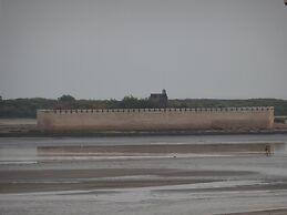SIMBOR BEACH RESORT