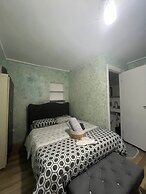 Taksim Cinar Suit