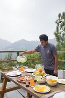 Alaya Stays Suro Woodcrest Chalet