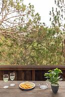 Alaya Stays Suro Woodcrest Chalet
