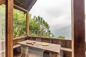 Alaya Stays Suro Woodcrest Chalet