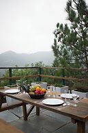 Alaya Stays Suro Woodcrest Chalet