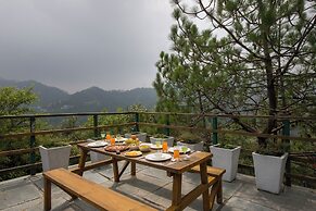 Alaya Stays Suro Woodcrest Chalet