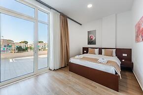 Seaview Haven - Trendafili