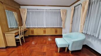 Baan Arthit