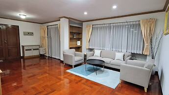 Baan Arthit