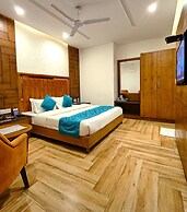 Luxury Inn by Stotrak Hotels