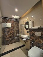 Luxury Inn by Stotrak Hotels