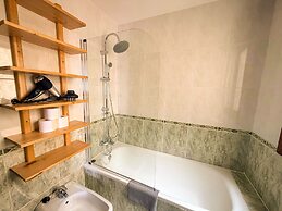 Luxury Singular Apartments Green
