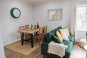 Sienna Haven 2 Bed 1 Bath and Park