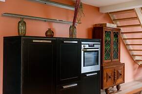 Vacation Home for 6 Person and Beautiful Garden