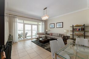 Palm Living 2BR Maid w Pool Beach Access