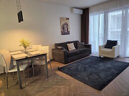 Smart Carrara Apartments