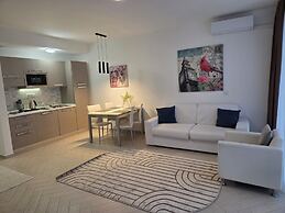 Smart Carrara Apartments