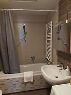 Smart Carrara Apartments