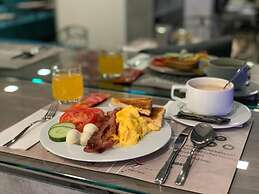 Smart Carrara Apartments