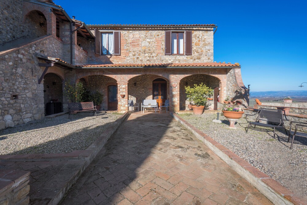 Agriturismo Agresto Apartments Pool